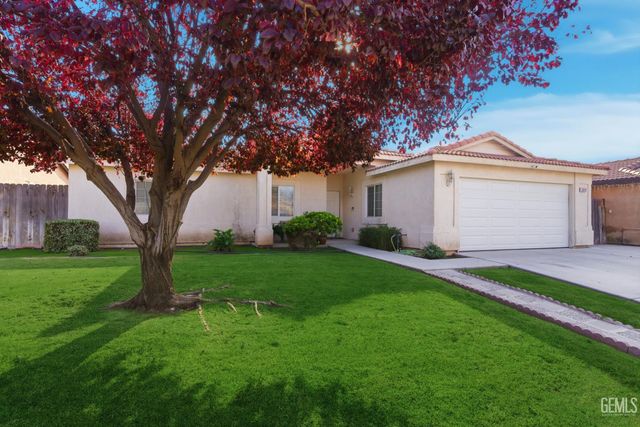 5513 La Pinta Maria Drive, Bakersfield, CA 93307