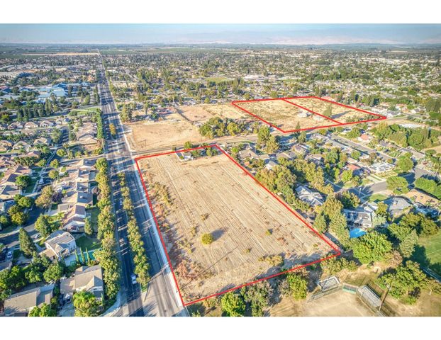 2426 Almond Avenue, Sanger, CA 93657