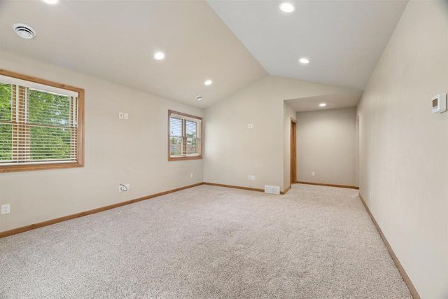 4226 E APPLESEED DRIVE, Appleton, WI 54913
