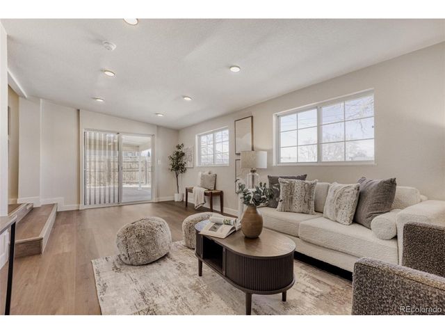 6721 E 61st Ave, Commerce City, CO 80022