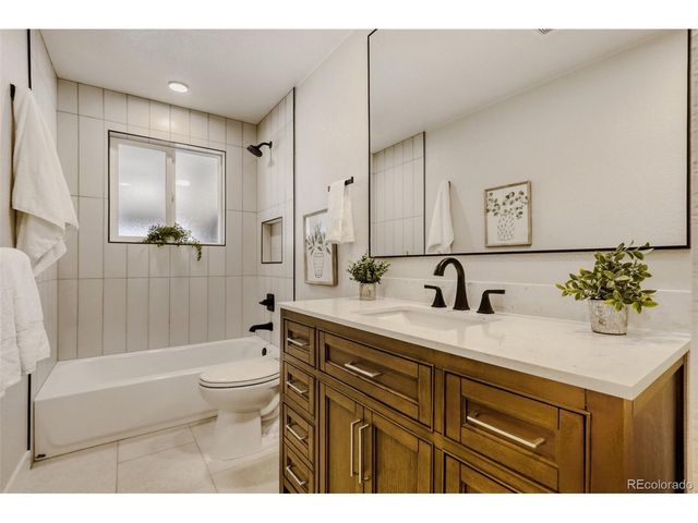 6721 E 61st Ave, Commerce City, CO 80022