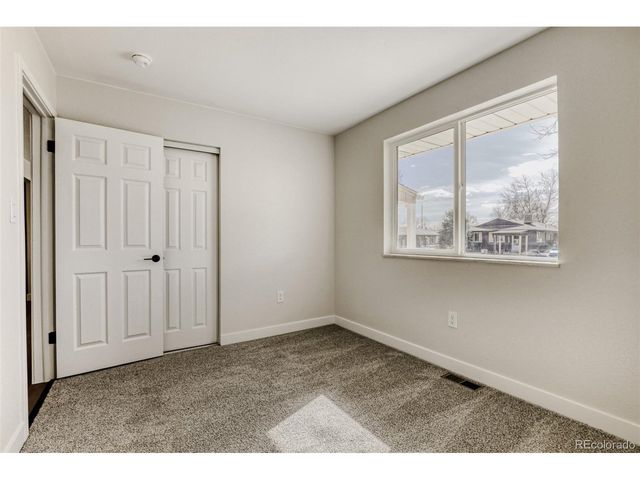 6721 E 61st Ave, Commerce City, CO 80022