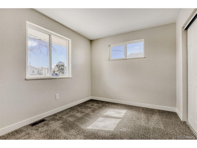 6721 E 61st Ave, Commerce City, CO 80022