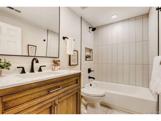 6721 E 61st Ave, Commerce City, CO 80022