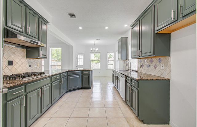 202 Willards Way, Stafford, TX 77477
