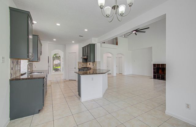 202 Willards Way, Stafford, TX 77477