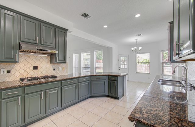 202 Willards Way, Stafford, TX 77477