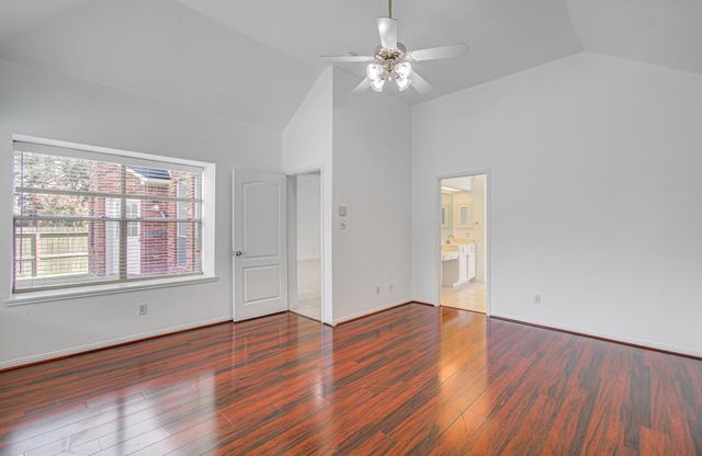 202 Willards Way, Stafford, TX 77477