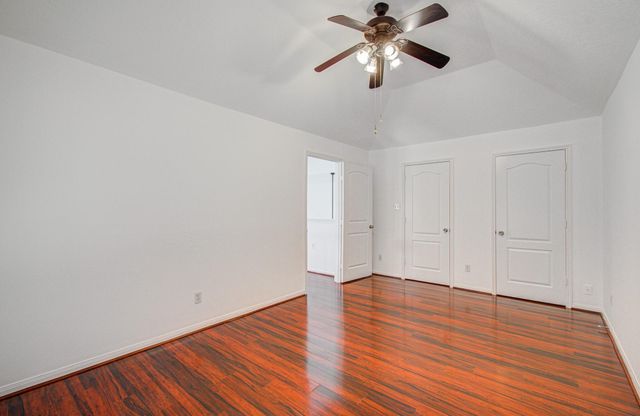 202 Willards Way, Stafford, TX 77477