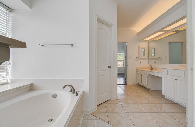 202 Willards Way, Stafford, TX 77477