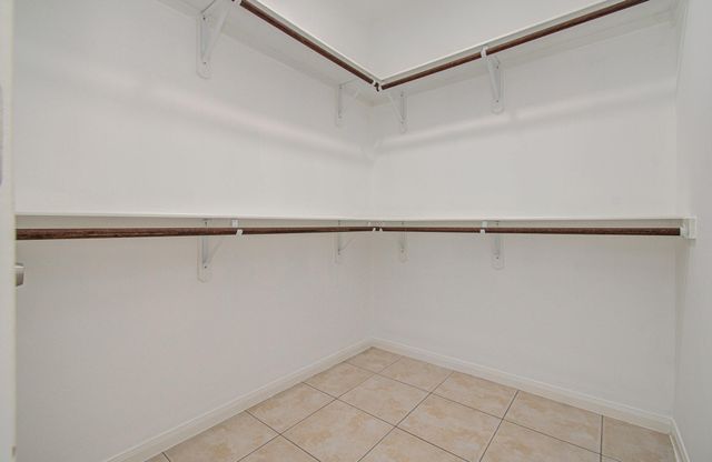 202 Willards Way, Stafford, TX 77477