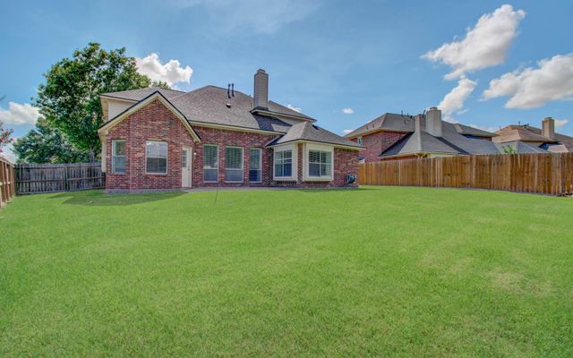 202 Willards Way, Stafford, TX 77477
