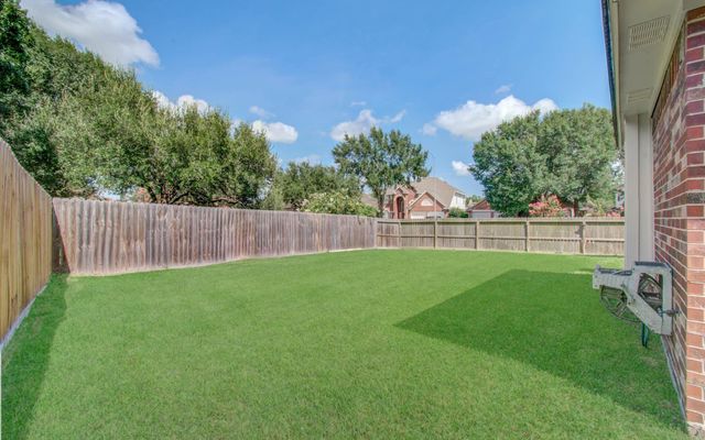 202 Willards Way, Stafford, TX 77477