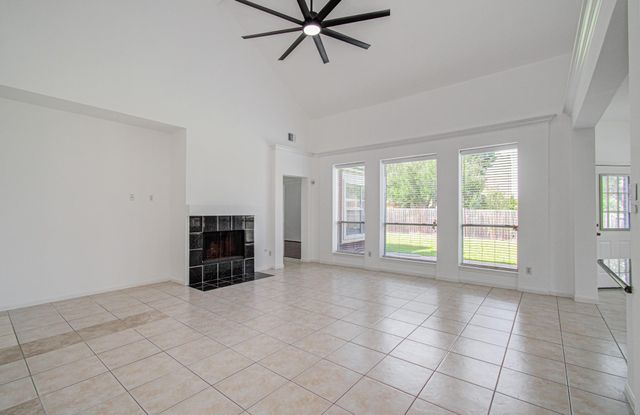 202 Willards Way, Stafford, TX 77477