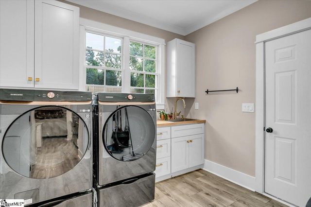 201 Stillwaters Bay Drive, Taylors, SC 29687