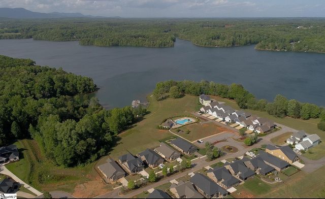 201 Stillwaters Bay Drive, Taylors, SC 29687