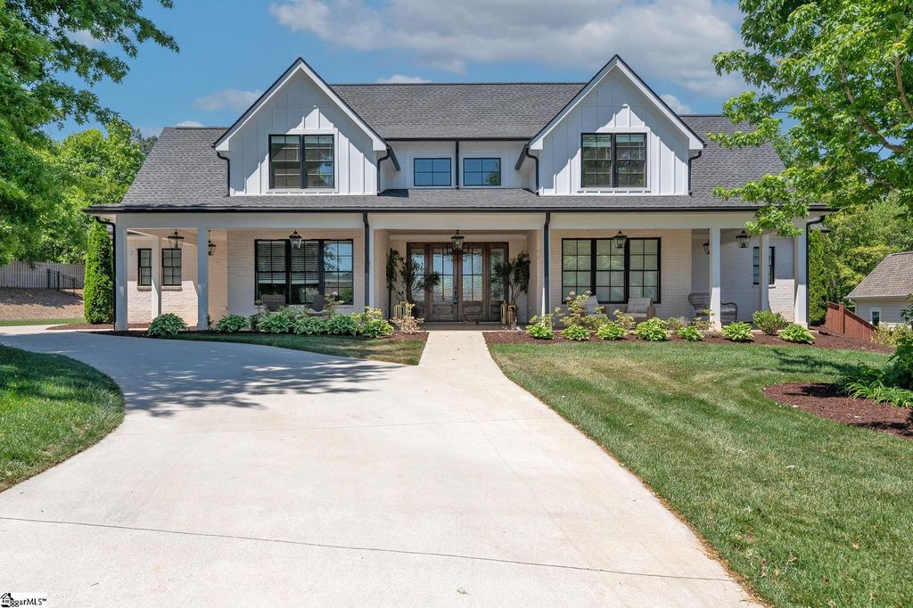 201 Stillwaters Bay Drive, Taylors, SC 29687
