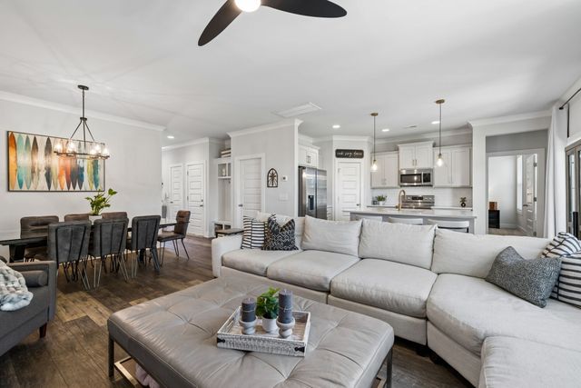 5153 Vinnie Dell Dr, Chapel Hill, TN 37034