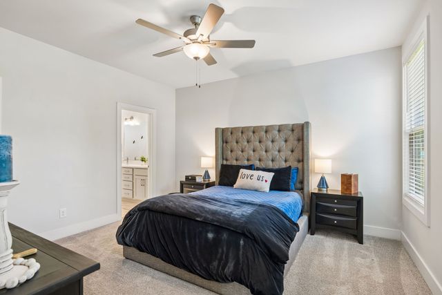 5153 Vinnie Dell Dr, Chapel Hill, TN 37034