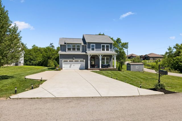 5153 Vinnie Dell Dr, Chapel Hill, TN 37034