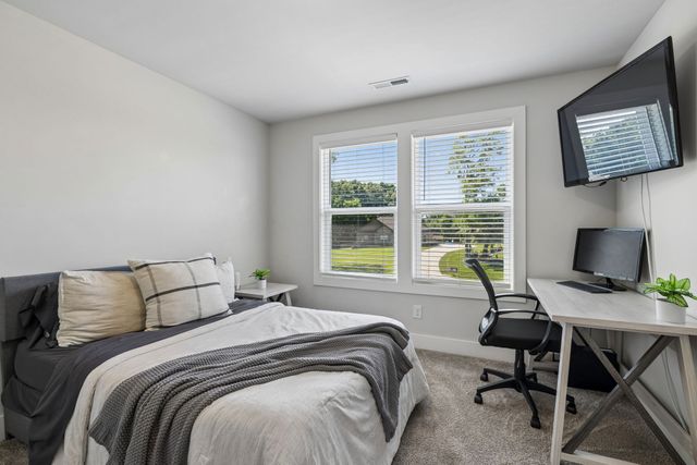 5153 Vinnie Dell Dr, Chapel Hill, TN 37034
