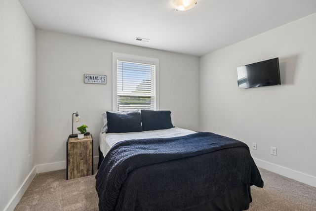 5153 Vinnie Dell Dr, Chapel Hill, TN 37034