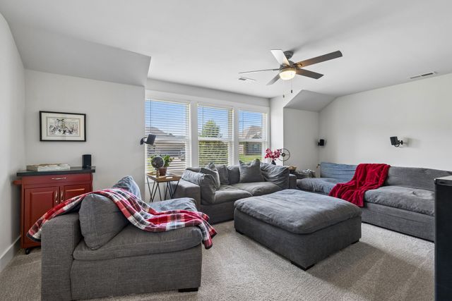 5153 Vinnie Dell Dr, Chapel Hill, TN 37034