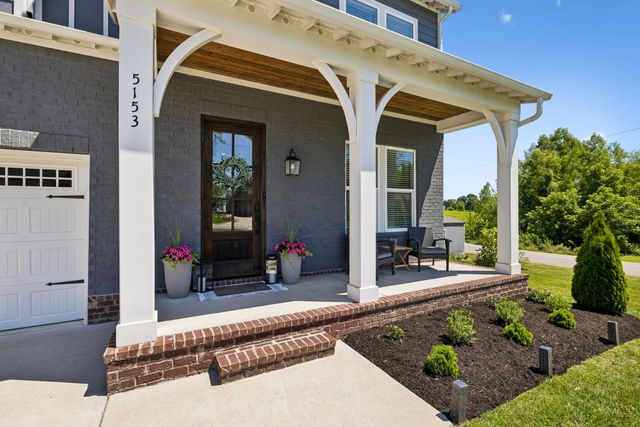 5153 Vinnie Dell Dr, Chapel Hill, TN 37034