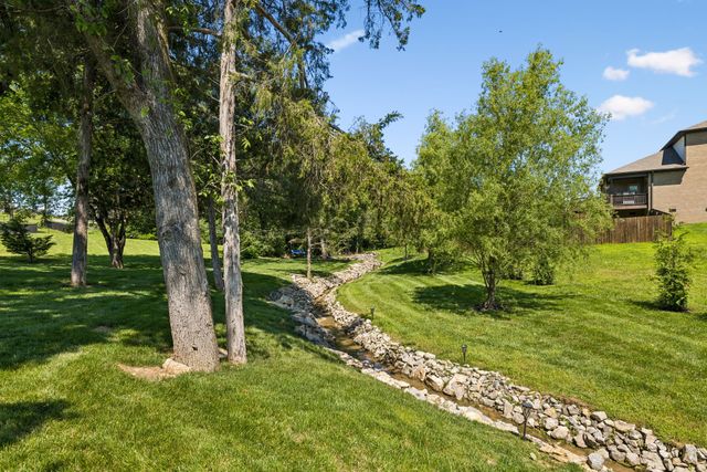 5153 Vinnie Dell Dr, Chapel Hill, TN 37034