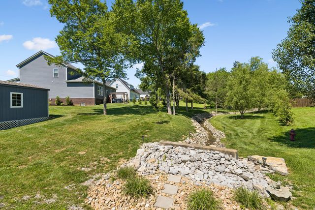5153 Vinnie Dell Dr, Chapel Hill, TN 37034