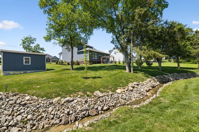 5153 Vinnie Dell Dr, Chapel Hill, TN 37034