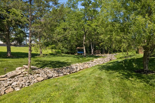 5153 Vinnie Dell Dr, Chapel Hill, TN 37034