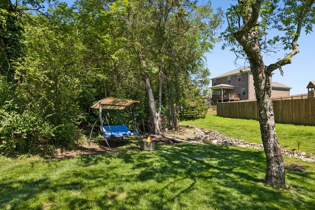 5153 Vinnie Dell Dr, Chapel Hill, TN 37034