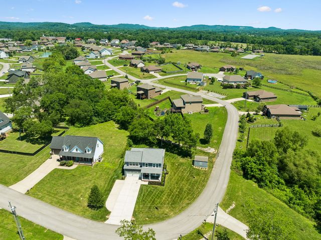 5153 Vinnie Dell Dr, Chapel Hill, TN 37034