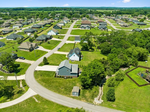 5153 Vinnie Dell Dr, Chapel Hill, TN 37034