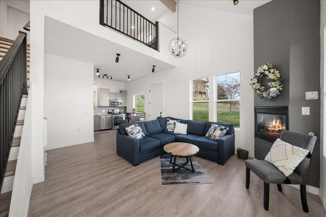 12920 S Andrus Rd, Cheney, WA 99004