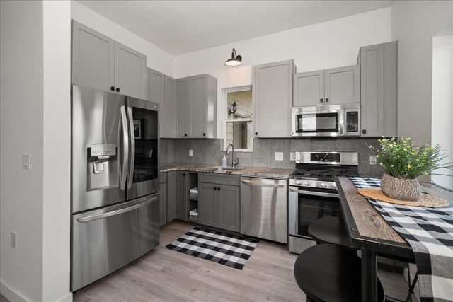 12920 S Andrus Rd, Cheney, WA 99004