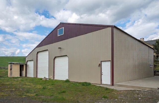 12920 S Andrus Rd, Cheney, WA 99004
