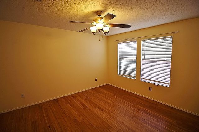 2936 Santa Sabina Drive, Grand Prairie, TX 75052