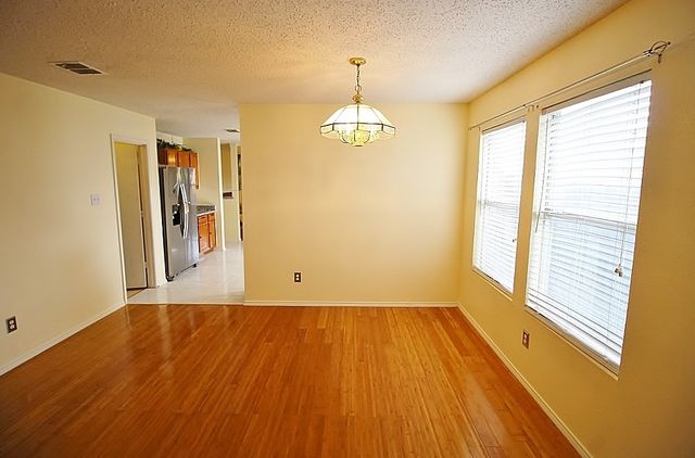 2936 Santa Sabina Drive, Grand Prairie, TX 75052