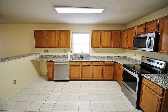 2936 Santa Sabina Drive, Grand Prairie, TX 75052