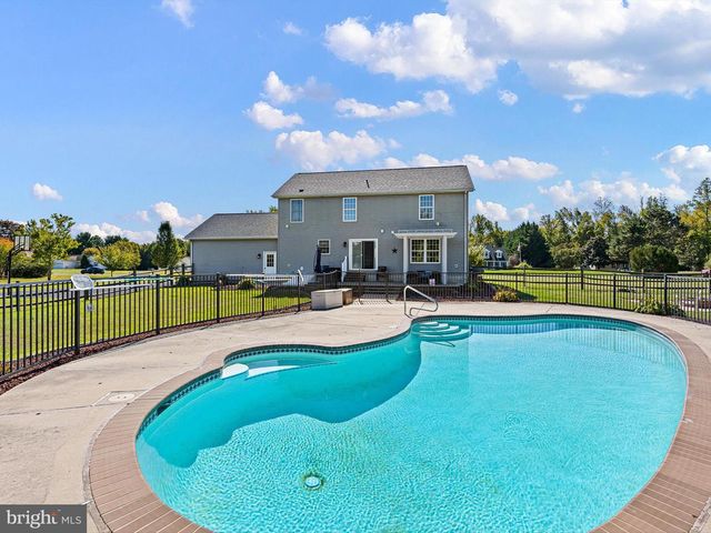 305 GARNET LN, Smyrna, DE 19977