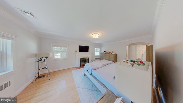 8403 BRADMOOR DR, Bethesda, MD 20817