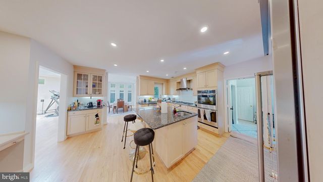 8403 BRADMOOR DR, Bethesda, MD 20817
