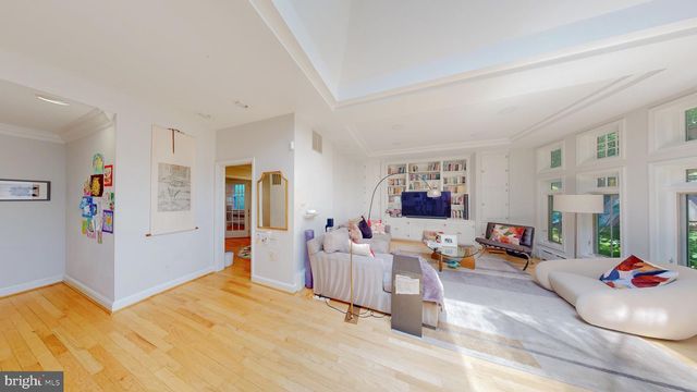 8403 BRADMOOR DR, Bethesda, MD 20817