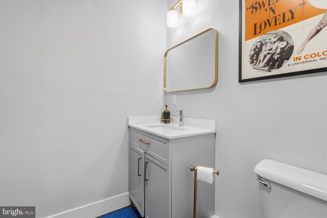 121 E PLEASANT ST, Philadelphia, PA 19119