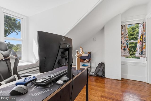 121 E PLEASANT ST, Philadelphia, PA 19119