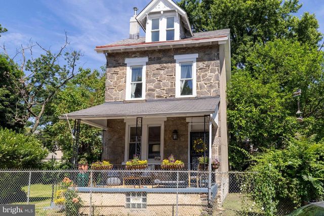 121 E PLEASANT ST, Philadelphia, PA 19119