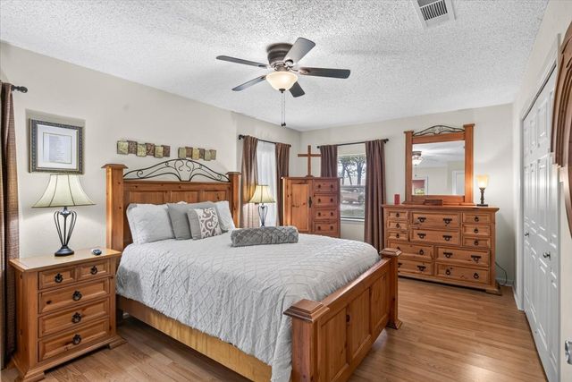 120 Turners Circle, Mabank, TX 75156