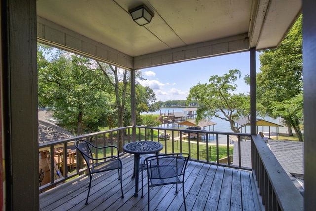 120 Turners Circle, Mabank, TX 75156